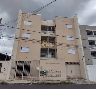 Apartamento com 2 Quartos para alugar, 80m² no Santa Maria, Uberaba
