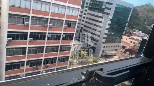 Sala Comercial à venda, 45m² no Centro, Niterói
