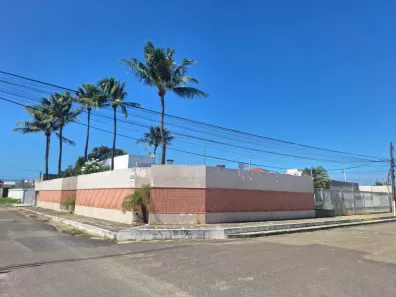 Casa com 3 Quartos à venda, 1700m² no Atalaia, Aracaju