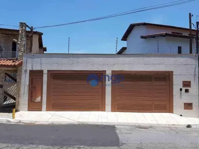 Casa com 3 Quartos à venda, 360m² no Vila Santa Maria, São Paulo