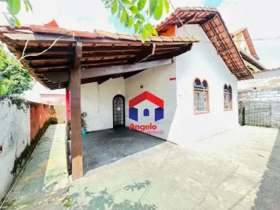 Casa com 3 Quartos à venda, 196m² no Santa Cruz, Belo Horizonte