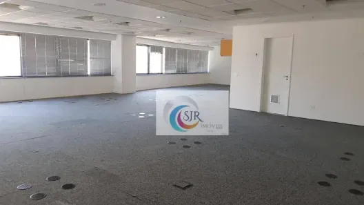 Sala Comercial para alugar, 143m² no Vila Nova Conceição, São Paulo
