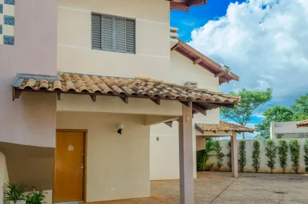 Sobrado com 2 Quartos à venda, 108m² no Cidade Jardim, Campo Grande