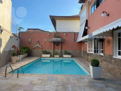 Casa com 5 Quartos à venda, 284m² no São Francisco, Niterói