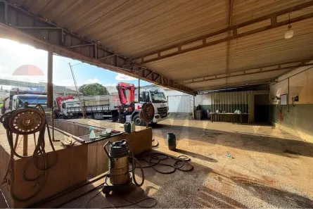 Galpão/Depósito/Armazém para alugar, 2500m² no Centro, Araxá