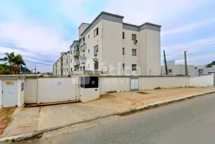 Apartamento com 2 Quartos para alugar, 54m² no Espinheiros, Itajaí