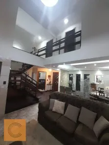 Sobrado com 3 Quartos à venda, 254m² no Jardim Fernandes, São Paulo
