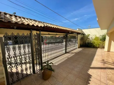 Sobrado com 3 Quartos à venda, 245m² no Jardim Primavera, Itupeva