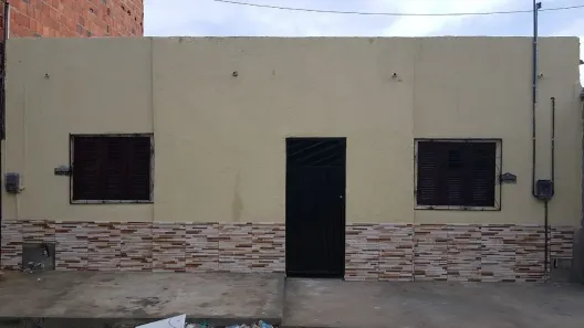 Casa com 2 Quartos para alugar, 60m² no Paupina, Fortaleza