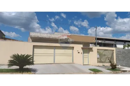 Casa com 3 Quartos à venda, 282m² no Setor Cristino Cortês, Barra do Garças
