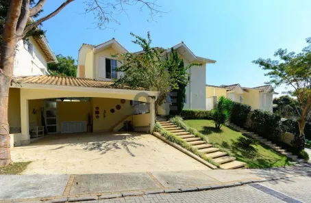 Casa de Condomínio com 4 Quartos à venda, 290m² no Bosque do Vianna, Cotia