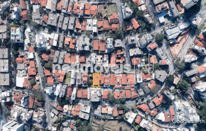 Casa com 5 quartos — Grajaú, Belo Horizonte