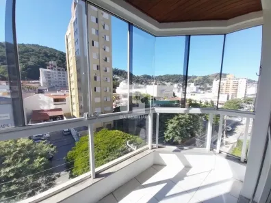 Apartamento com 3 Quartos à venda, 82m² no Centro, Florianópolis
