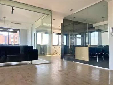 Sala Comercial para alugar, 140m² no Consolação, São Paulo