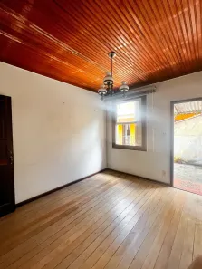 Casa com 1 Quarto à venda, 142m² no Bingen, Petrópolis