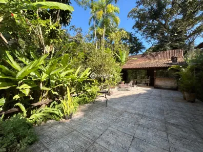 Fazenda/Sítio com 2 Quartos à venda, 350m² no Comercial, Resende