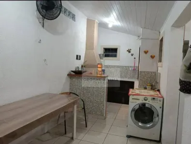 Casa com 2 Quartos à venda, 65m² no Martim de Sá, Caraguatatuba