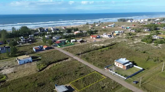 Lote/Terreno à venda, 300m² no Valverde, Balneário Gaivota