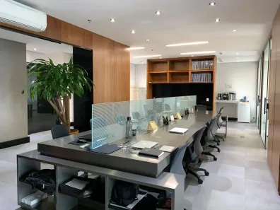 Sala Comercial à venda, 140m² no Vila São Francisco (Zona Sul), São Paulo
