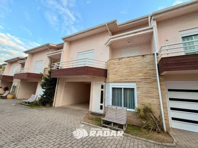Casa de Condomínio com 3 Quartos para alugar, 146m² no Dehon, Tubarão