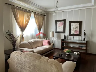 Sobrado com 4 Quartos à venda, 200m² no Jardim Alvorada, Maringá