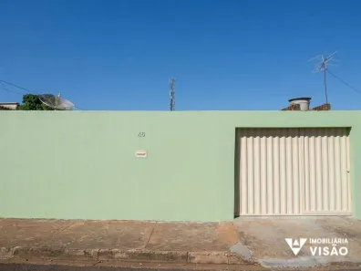 Casa com 2 Quartos à venda, 49m² no Jardim Uberaba, Uberaba