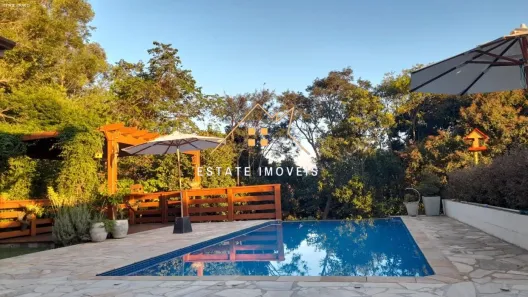 Fazenda/Sítio com 3 Quartos à venda, 221m² no Almeida Prado, Igaratá