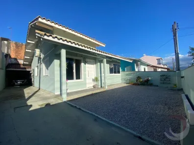 Casa com 3 Quartos à venda, 69m² no Madri, Palhoça