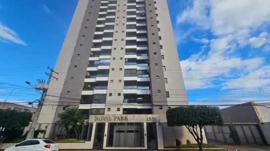 Apartamento com 4 Quartos para alugar, 198m² no Centro, Campo Grande