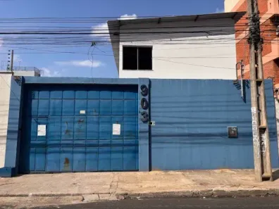 Prédio Comercial para alugar, 237m² no Centro, Teresina