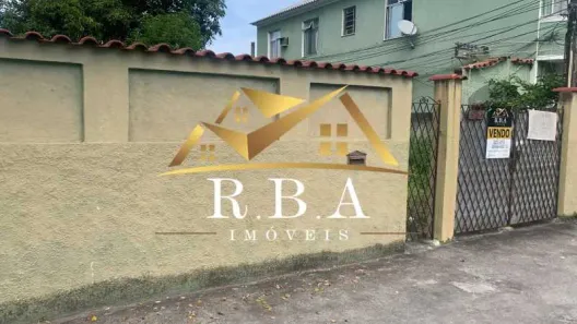 Casa com 5 Quartos à venda, 200m² no Marechal Hermes, Rio de Janeiro