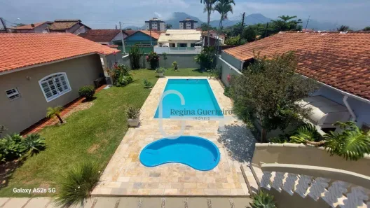 Casa com 5 Quartos à venda, 200m² no Balneário Stella Maris, Peruíbe