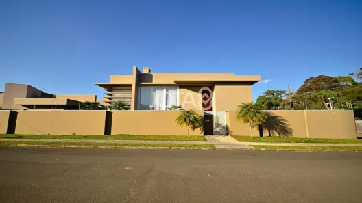 Casa com 4 Quartos à venda, 590m² no Butiatuvinha, Curitiba