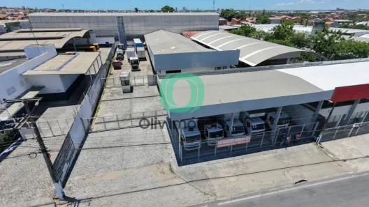 Galpão/Depósito/Armazém para alugar, 2400m² no Paupina, Fortaleza