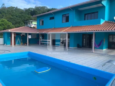 Casa com 3 Quartos à venda, 599m² no Córrego Grande, Florianópolis