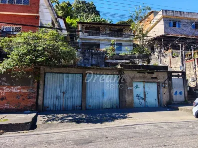 Casa com 5 Quartos à venda, 240m² no Tijuca, Teresópolis