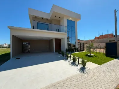 Casa de Condomínio com 4 Quartos à venda, 226m² no Ogiva, Cabo Frio