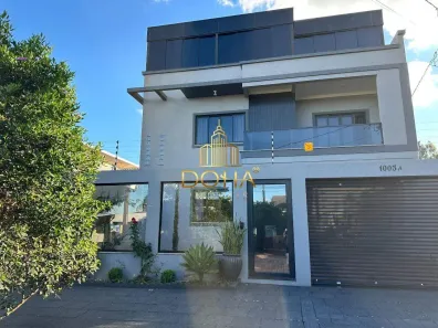 Sobrado com 3 Quartos à venda, 214m² no 14 de Novembro, Cascavel