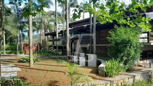 Casa com 3 Quartos para alugar, 250m² no Roseira, Mairiporã
