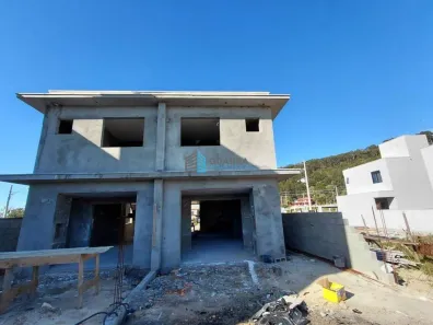 Casa com 3 Quartos à venda, 134m² no Vargem Grande, Florianópolis