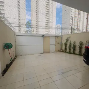 Sobrado com 4 Quartos para alugar, 239m² no Jardim Atlântico, Goiânia