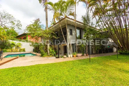 Casa com 4 Quartos à venda, 650m² no Jardim Leonor, São Paulo