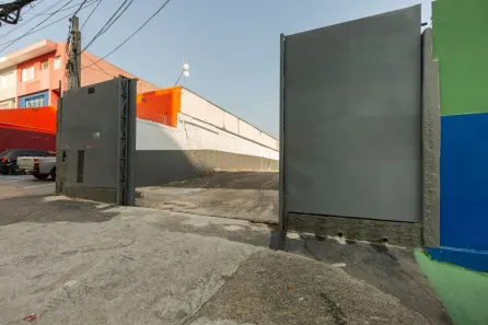Ponto Comercial com 3 Quartos para alugar, 500m² no Vila Polopoli, São Paulo