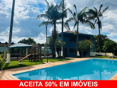 Fazenda/Sítio com 4 Quartos à venda, 530m² no Centro, Mairiporã