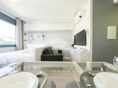 Apartamento com 1 Quarto para alugar, 25m² no Mont Serrat, Porto Alegre