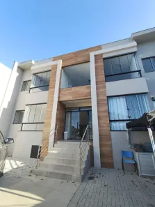 Apartamento com 2 Quartos para alugar, 60m² no Itacolomi, Balneário Piçarras