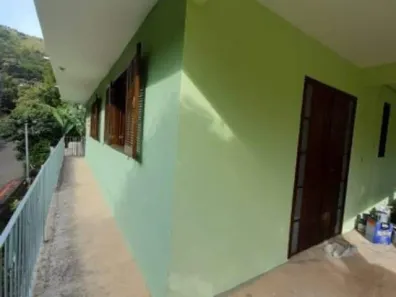 Casa com 2 Quartos para alugar, 65m² no Quarteirão Brasileiro, Petrópolis