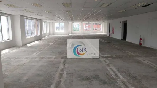 Sala Comercial para alugar, 915m² no Chácara Santo Antônio (Zona Sul), São Paulo
