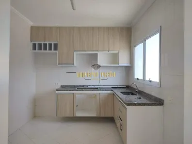 Sobrado com 4 Quartos para alugar, 156m² no Jardim Casa Branca, Suzano
