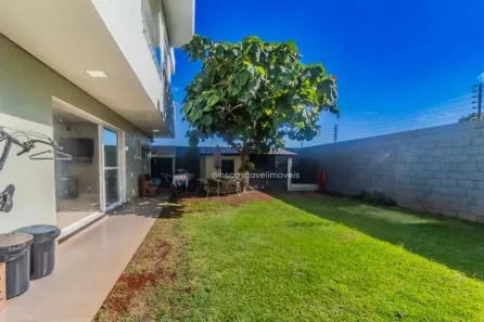 Sobrado com 4 Quartos à venda, 338m² no Canadá, Cascavel